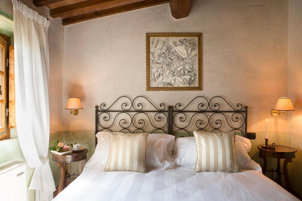 La Canonica Di Cortine Guest House Barberino di Val dʼElsa Екстериор снимка