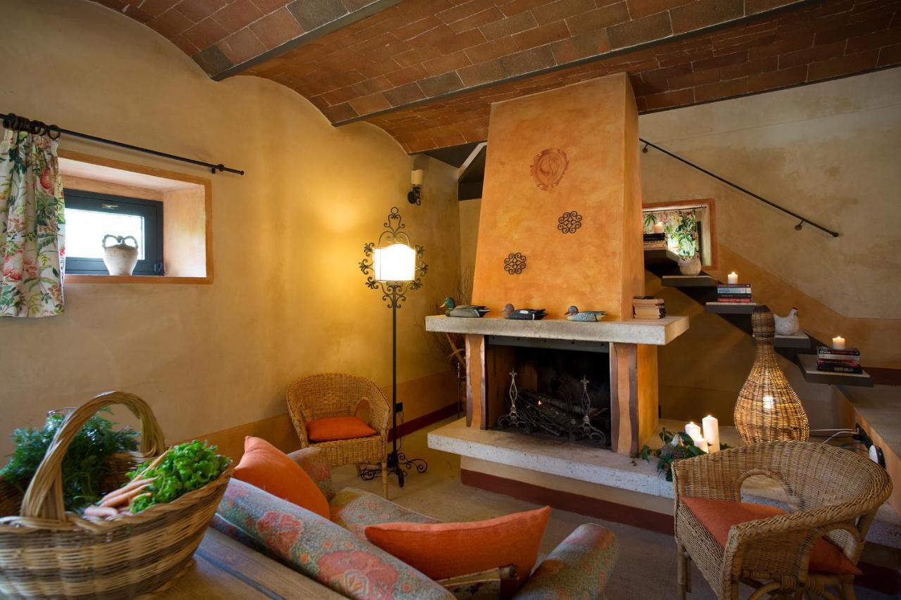 La Canonica Di Cortine Guest House Barberino di Val dʼElsa Екстериор снимка